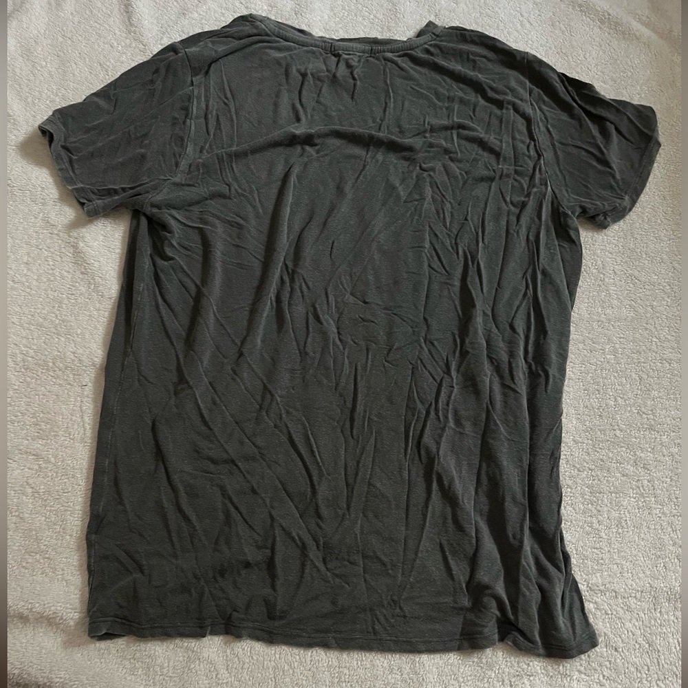 graphic tee - Picture 2 of 2
